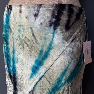 New‎ Free People Tie Dye Crushed Velvet Skirt | Size Small | BoHo Midi Pisces